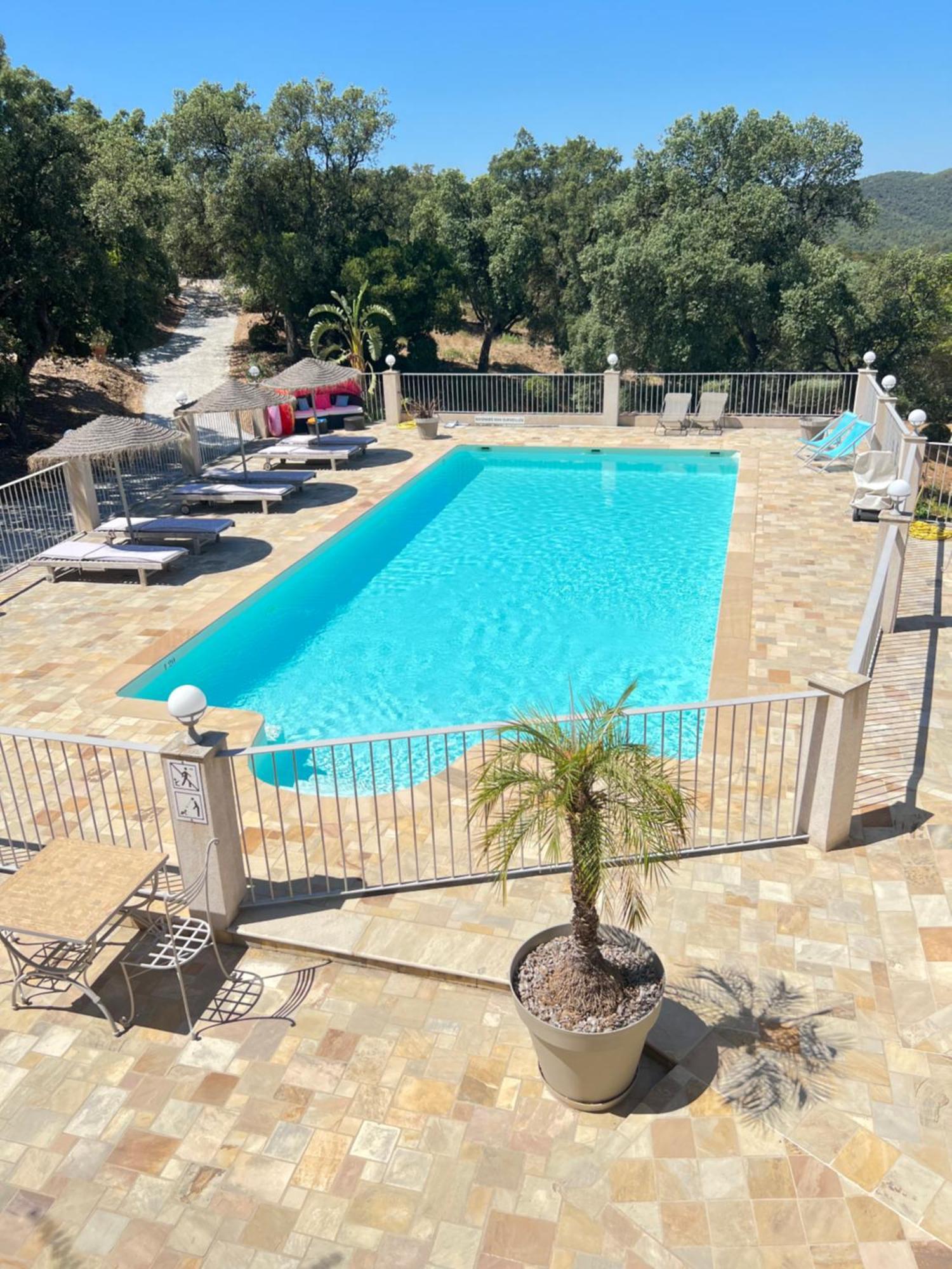 Villa Nais B&B Bormes-les-Mimosas Exterior photo